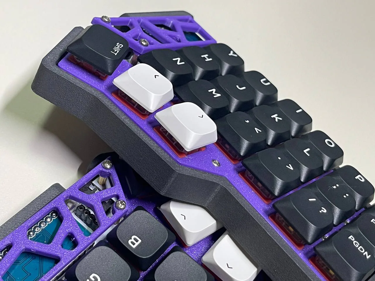 Corne Gateron Low Profile (GLP) Pre-Built - photo_2025-01-05_05.31.40